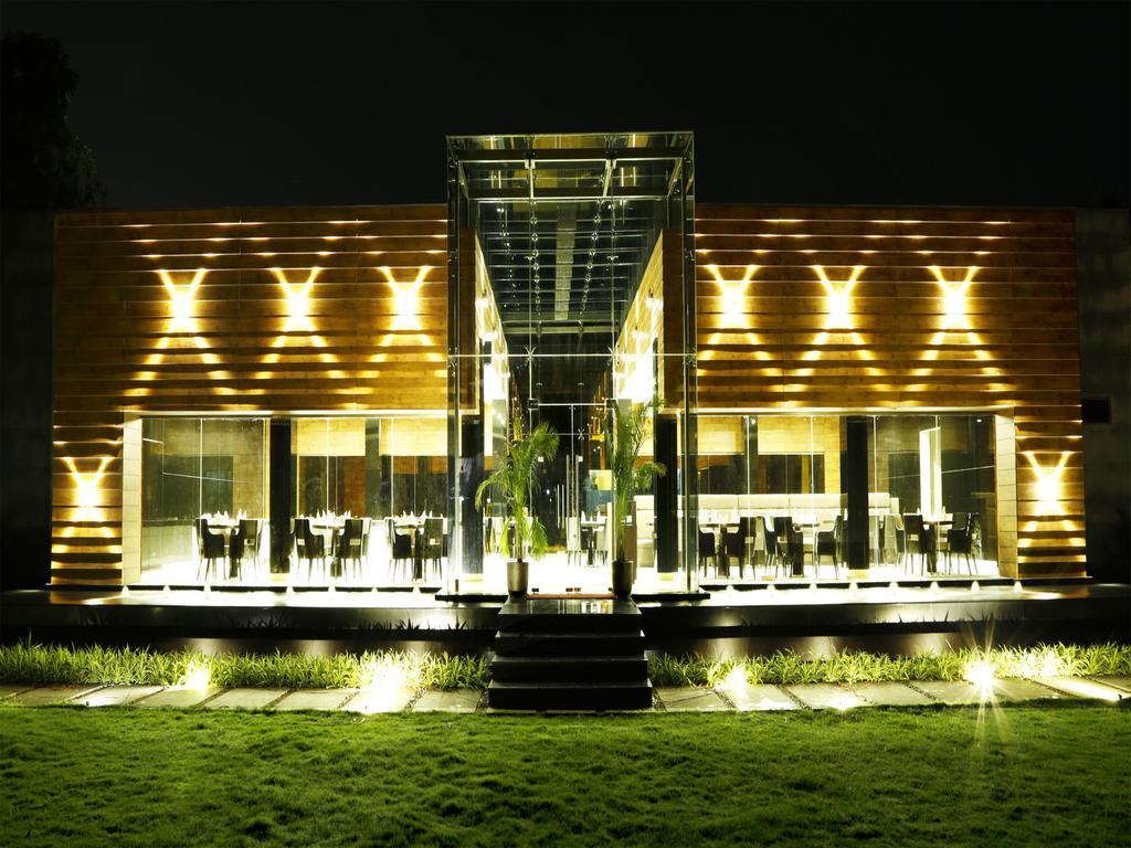 Pleasant Days Resort Chembarambakkam Lake Екстериор снимка
